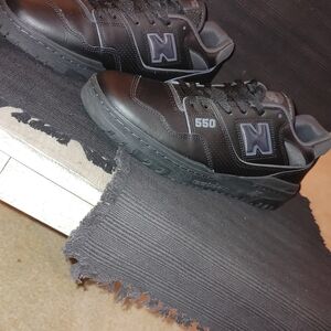 New Balance Men's Black Sneakers